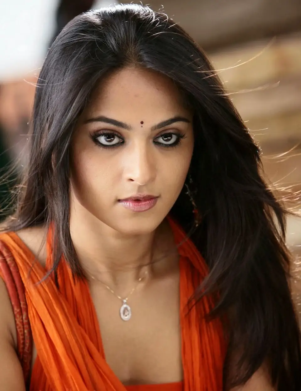 Beautiful Indian Girl Anushka Shetty Big Face Stills